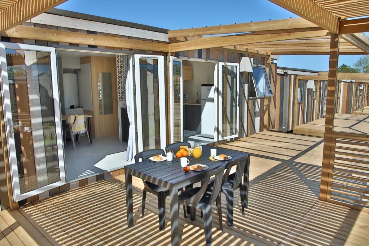 Camping Maeva Respire Le Village Perrosien Exterior foto