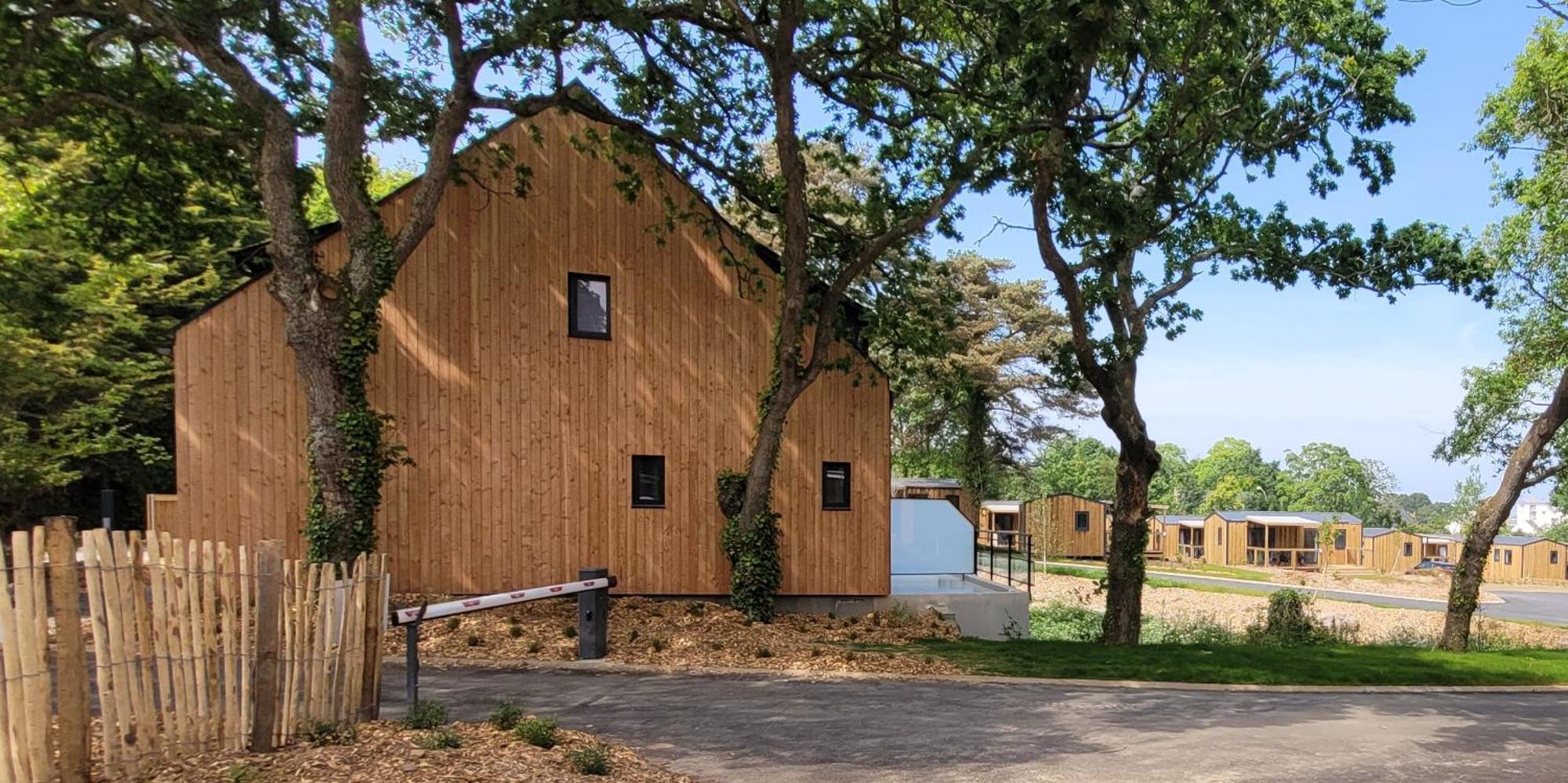 Camping Maeva Respire Le Village Perrosien Exterior foto
